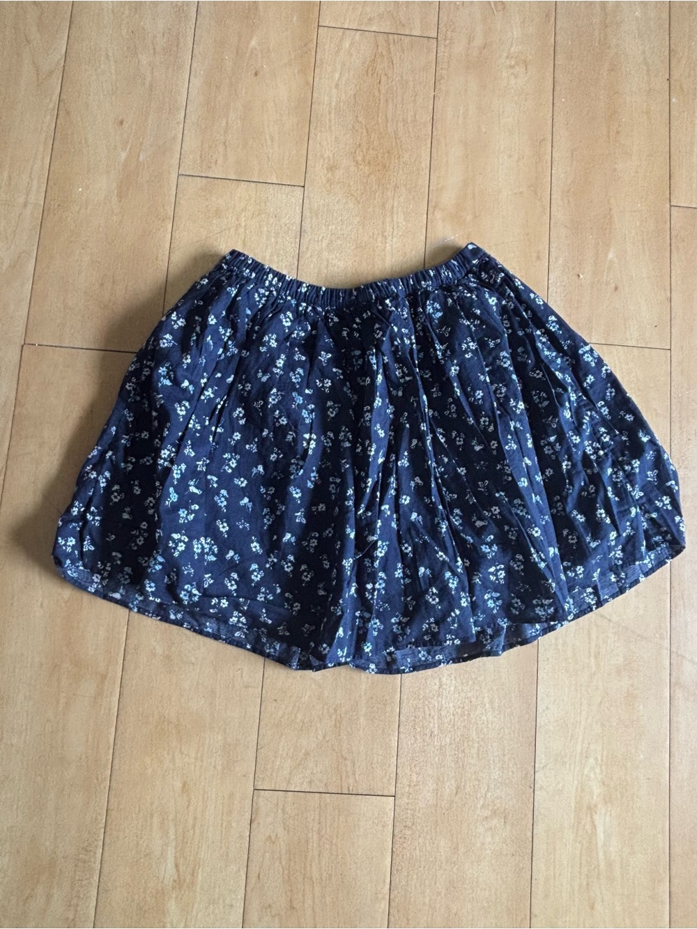 GapKids Navy Floral Mini Skirt size XXL